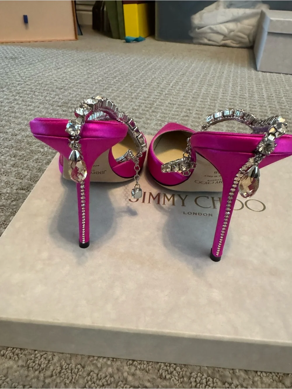 Jimmy Choo Saeda 100 mm Satin Heel. Size 38 - Picture 6 of 11